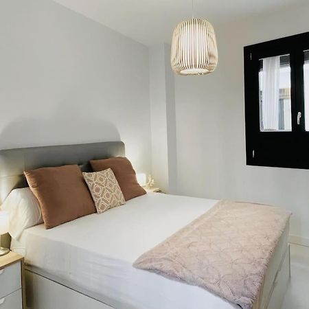 Lovely 2-Bed In Granada 1Min To Gran Via De Colon By Sharingco Dış mekan fotoğraf