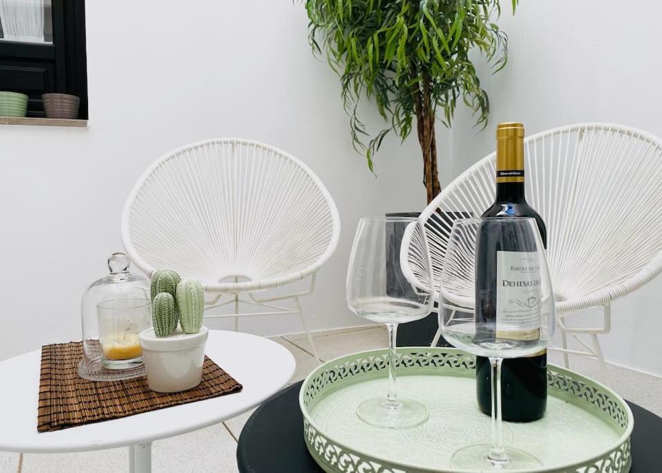 Lovely 2-Bed In Granada 1Min To Gran Via De Colon By Sharingco Dış mekan fotoğraf
